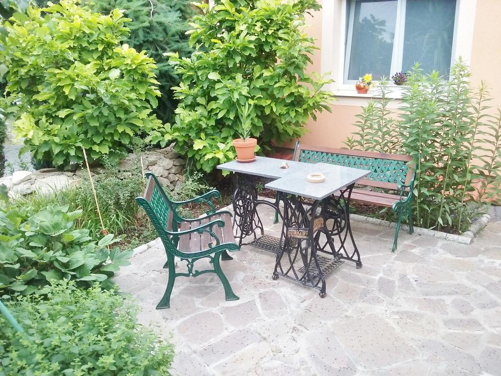 Penzion Hugo Sedlec-Prčice Kültér fotó
